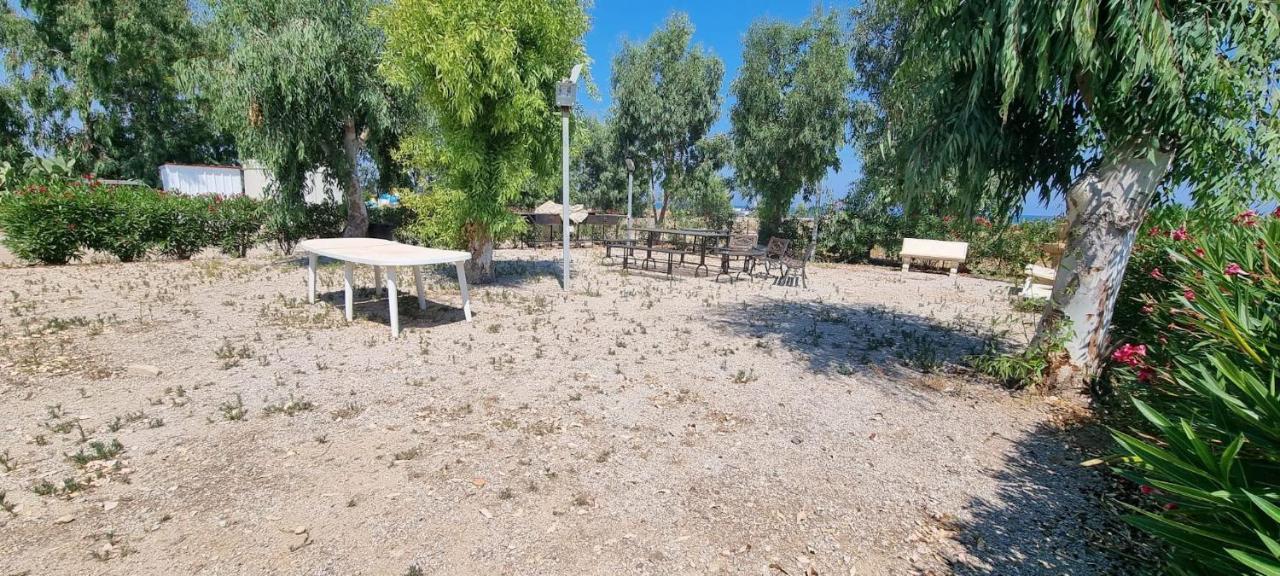 San Carlo - Private Beach Кампофеличе ди Рокела Екстериор снимка